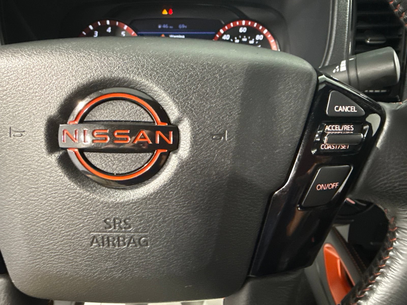 Used 2022 Nissan Frontier PRO-4X w/ Off-Road Protection Package AWD/4WD image 37