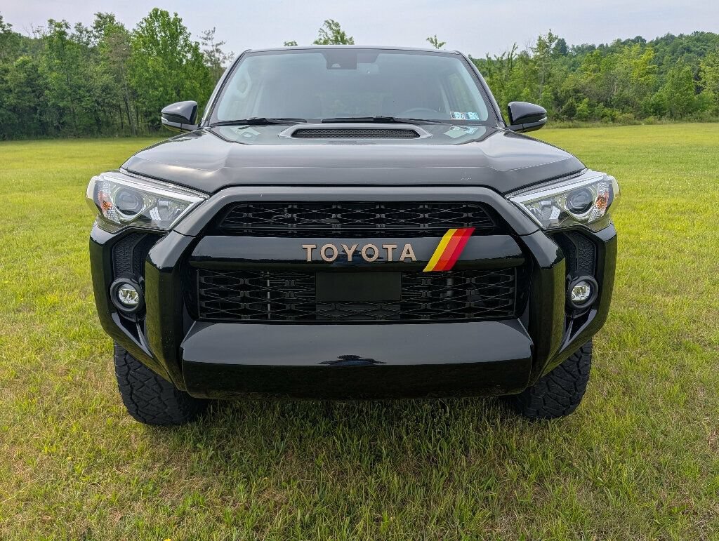 Used 2023 Toyota 4Runner 40th Anniversary SE AWD/4WD image 12