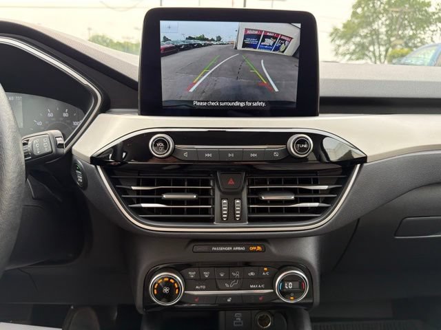 Used 2021 Ford Escape SE w/ Cold Weather Package AWD/4WD image 18