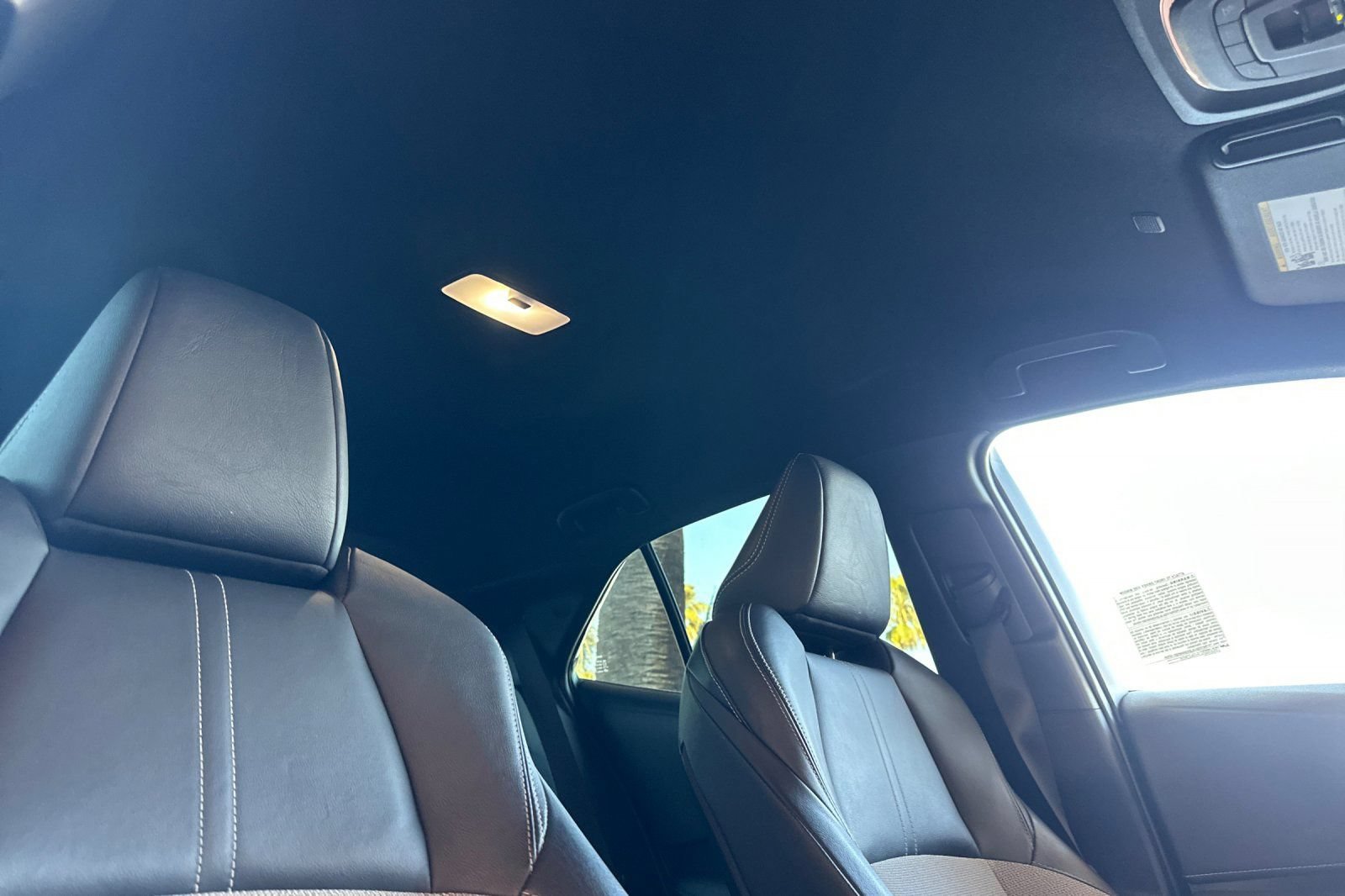 Used 2025 Toyota Corolla XSE FWD image 18