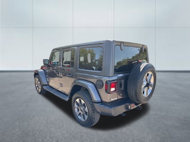 Used 2019 Jeep Wrangler Unlimited Sahara w/ Cold Weather Group AWD/4WD image 2