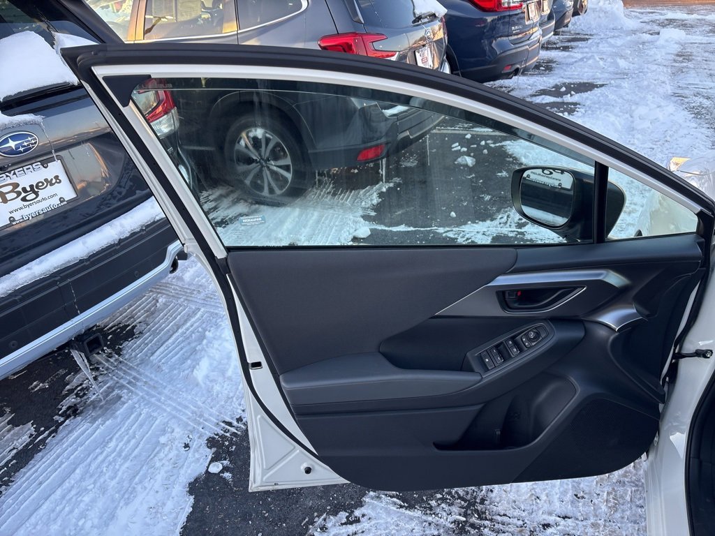 Certified 2025 Subaru Impreza 2.0i image 13