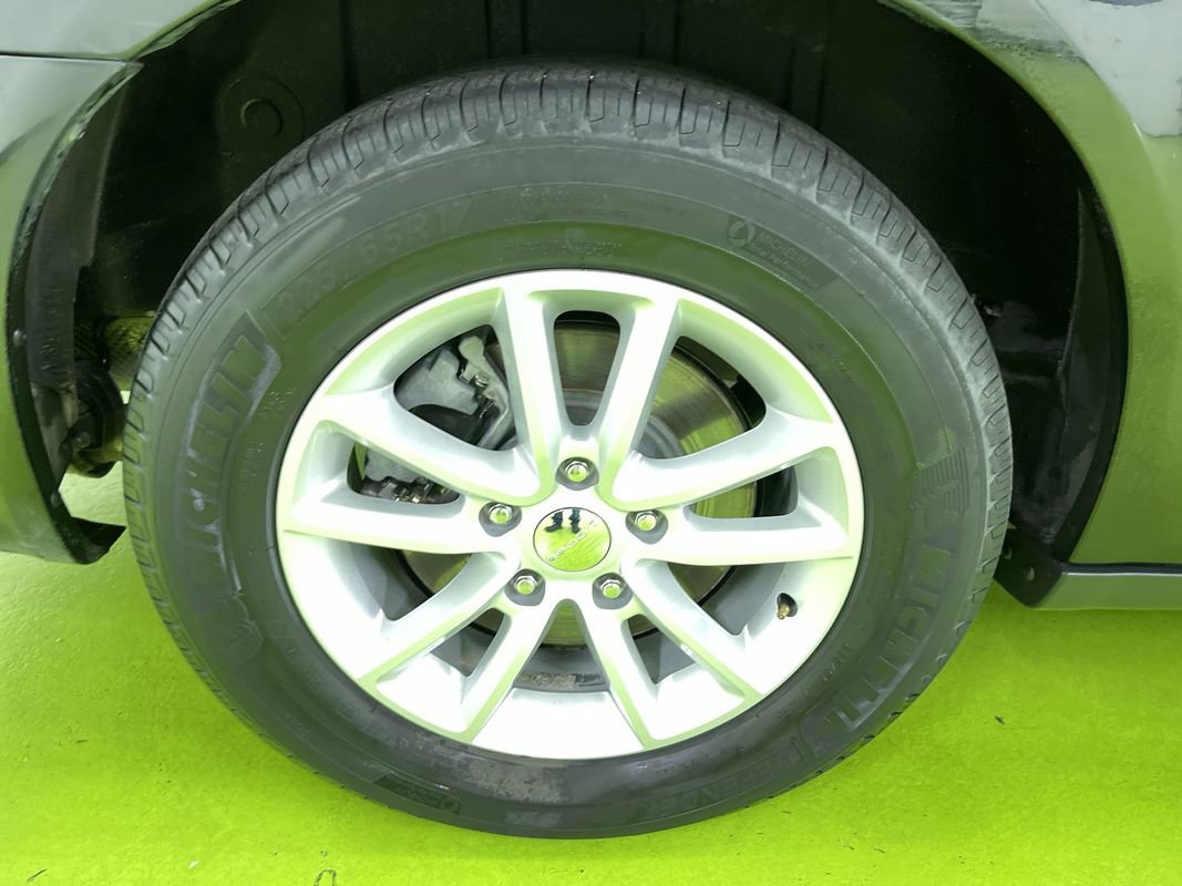 Used 2018 Dodge Grand Caravan SXT image 9