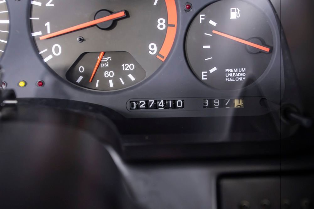 Used 1993 Nissan 300ZX Convertible RWD image 35
