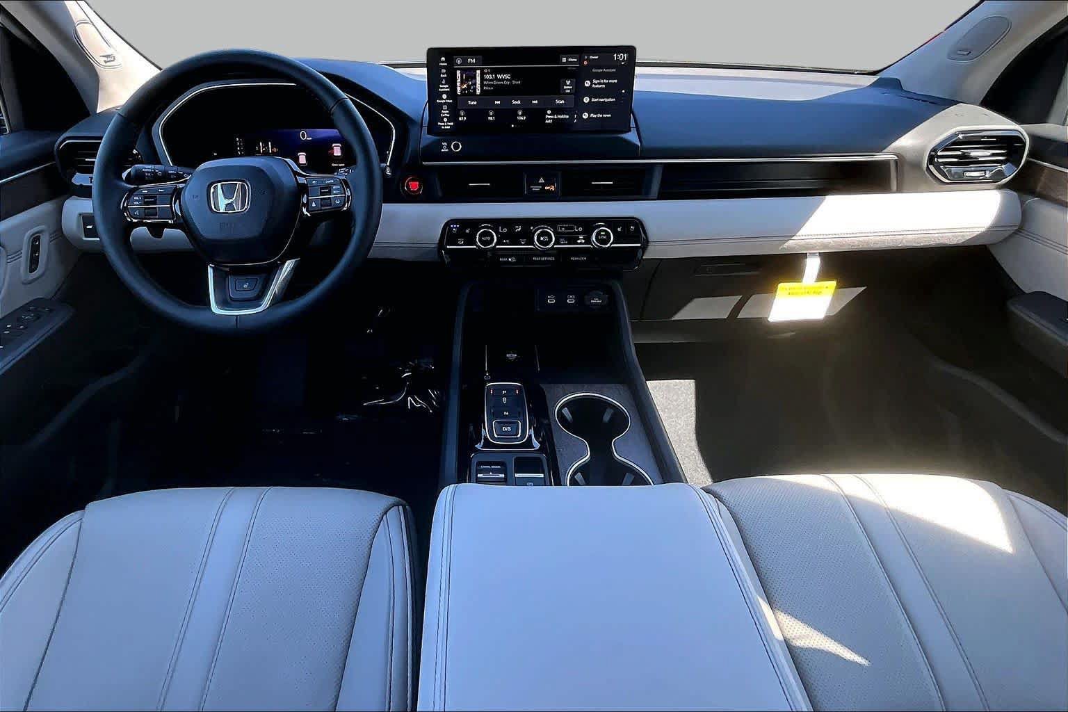 New 2026 Honda Pilot Elite image 5
