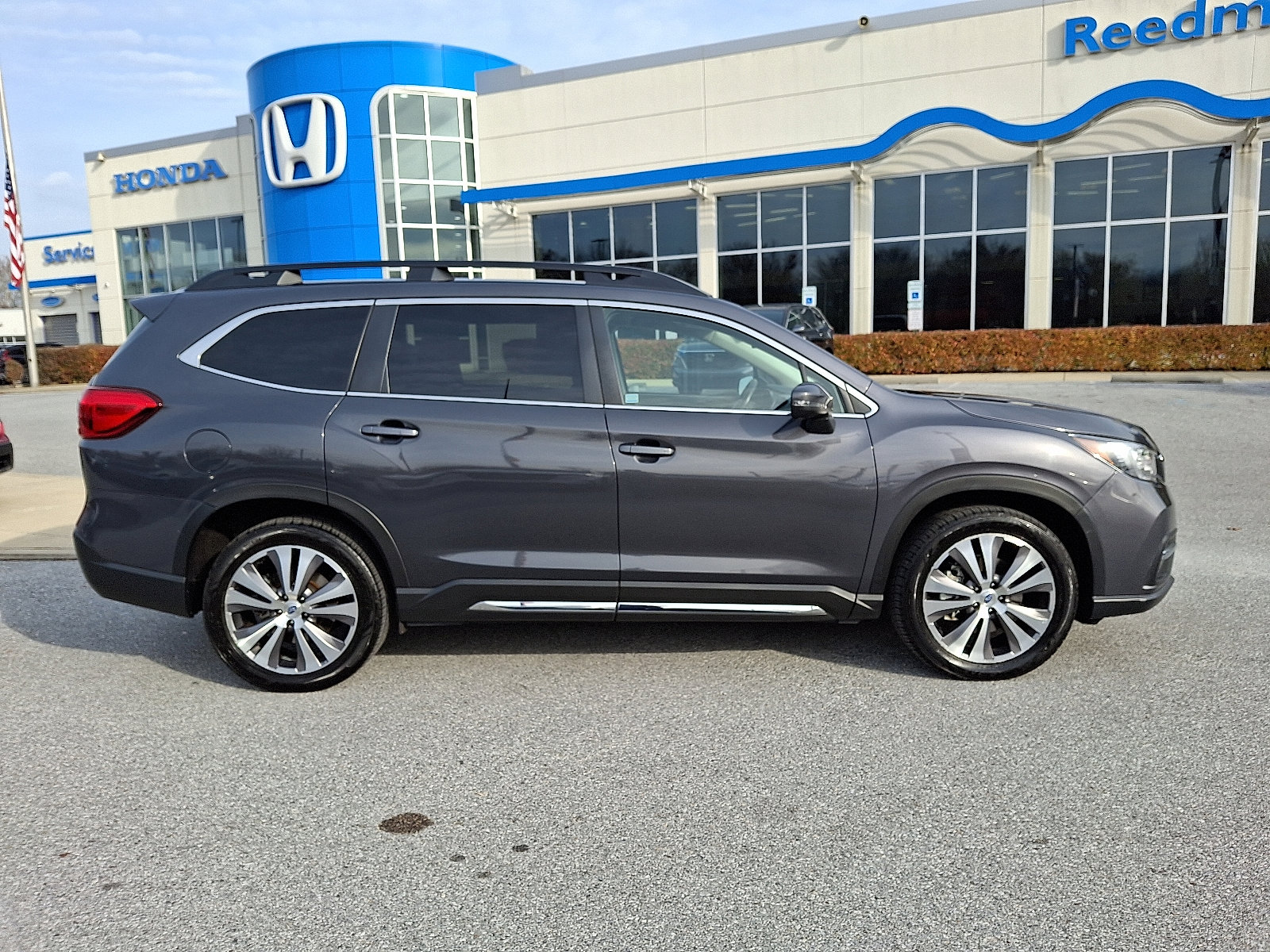 Used 2021 Subaru Ascent Limited w/ Technology Package image 7