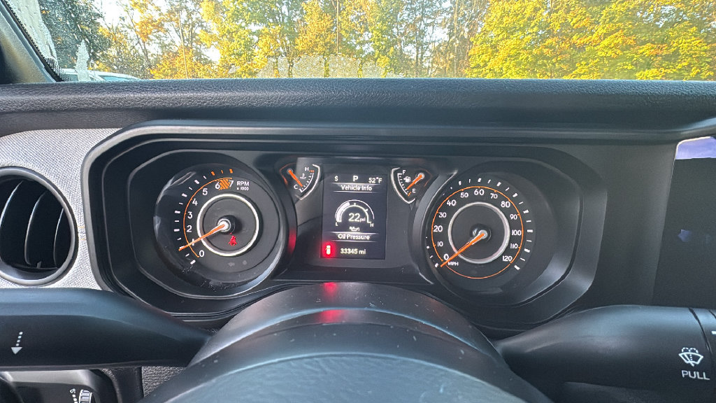 Used 2025 Jeep Wrangler Sport AWD/4WD image 18