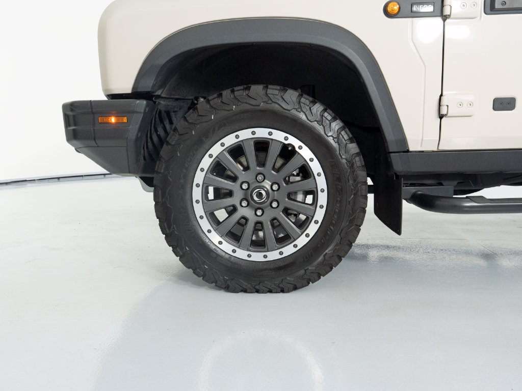 Used 2025 INEOS Grenadier Station Wagon AWD/4WD image 46