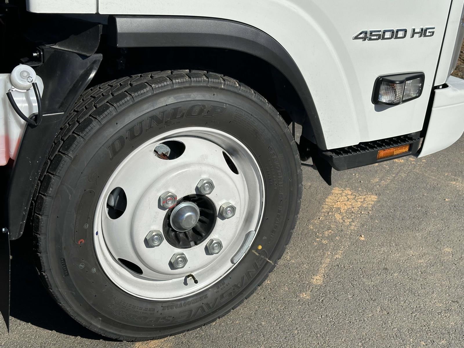 New 2024 Chevrolet Low Cab Forward image 7