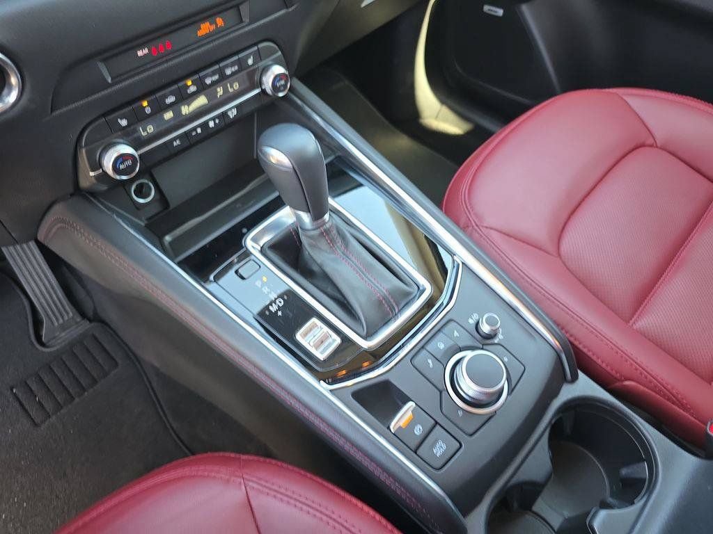 Certified 2025 MAZDA CX-5 Carbon Edition AWD/4WD image 29
