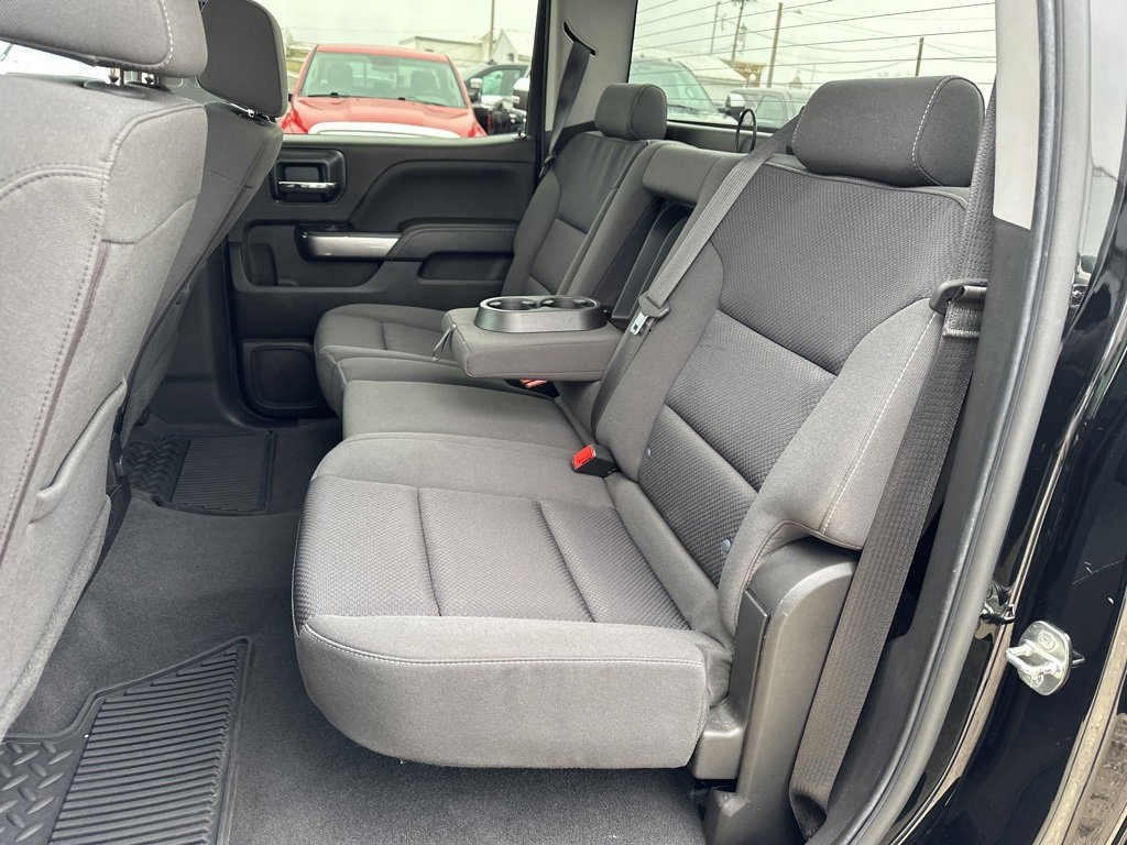 Used 2018 Chevrolet Silverado 1500 LT w/ All Star Edition image 18