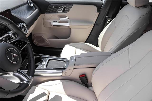 New 2026 Mercedes-Benz GLA 250 4MATIC image 11