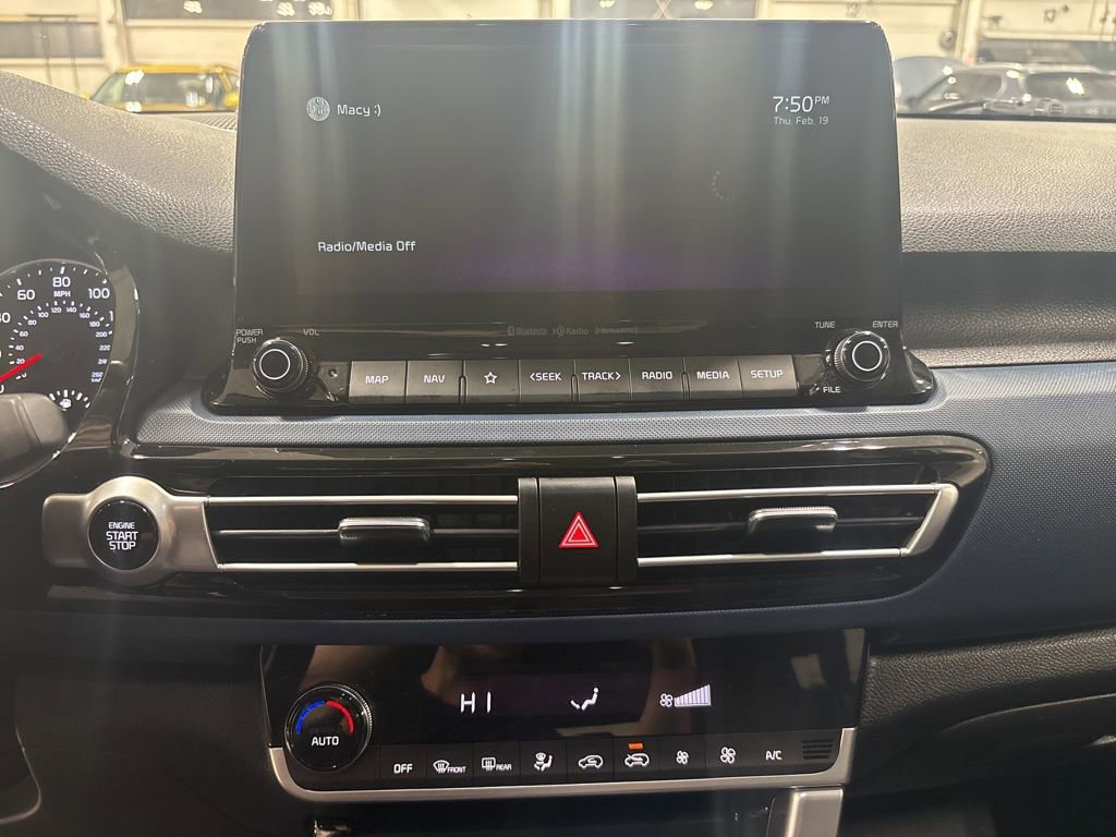 Used 2022 Kia Seltos Nightfall Edition image 9