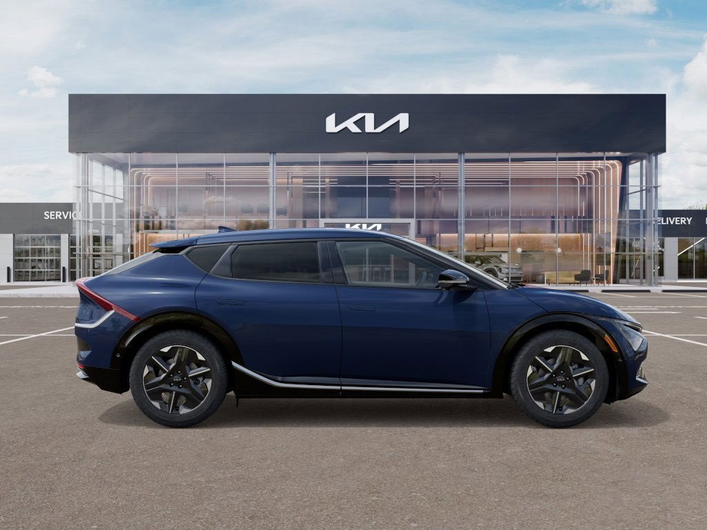 New 2025 Kia EV6 Wind image 7