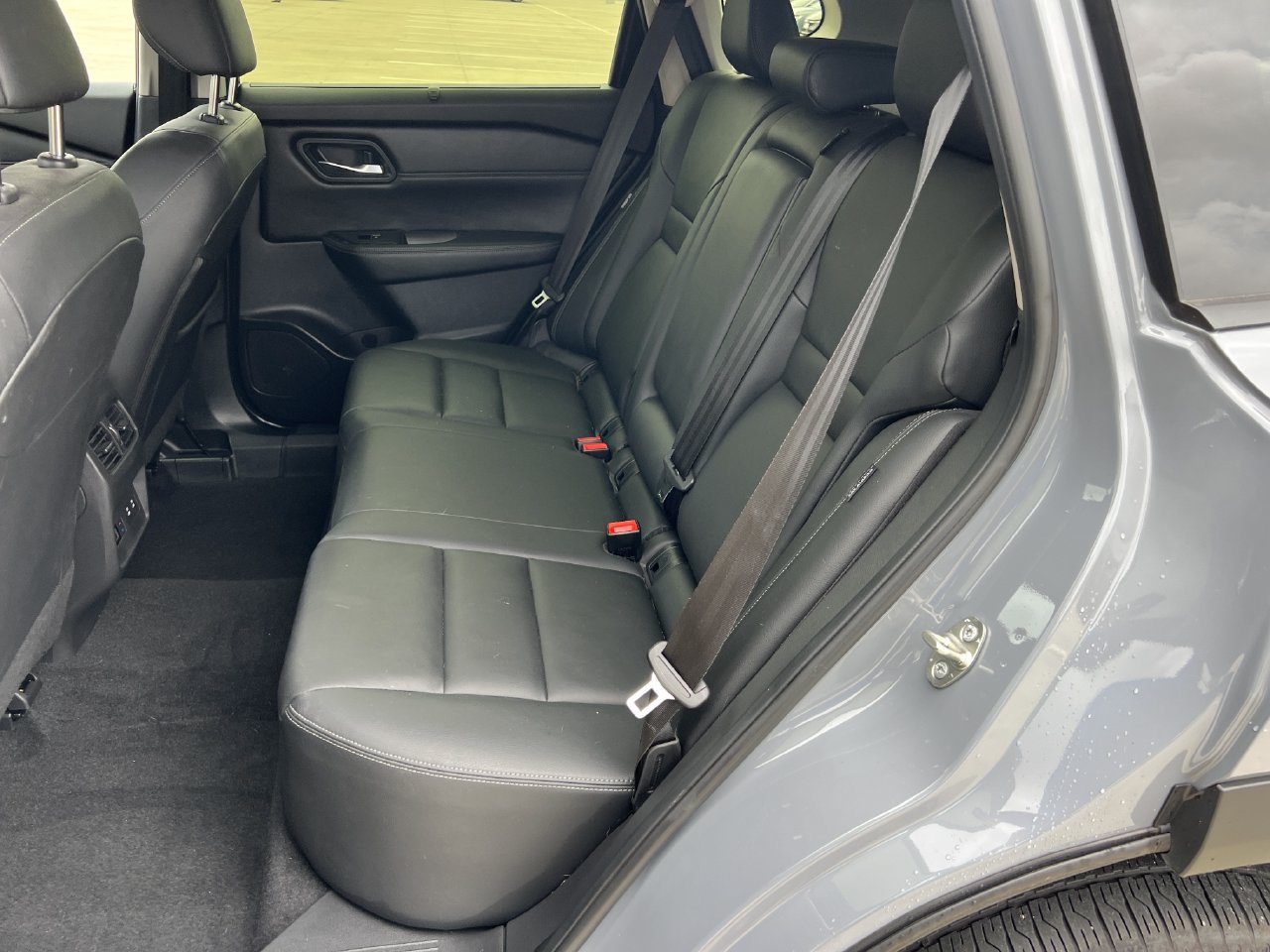 Used 2024 Nissan Rogue SL w/ SL Premium Package FWD image 10