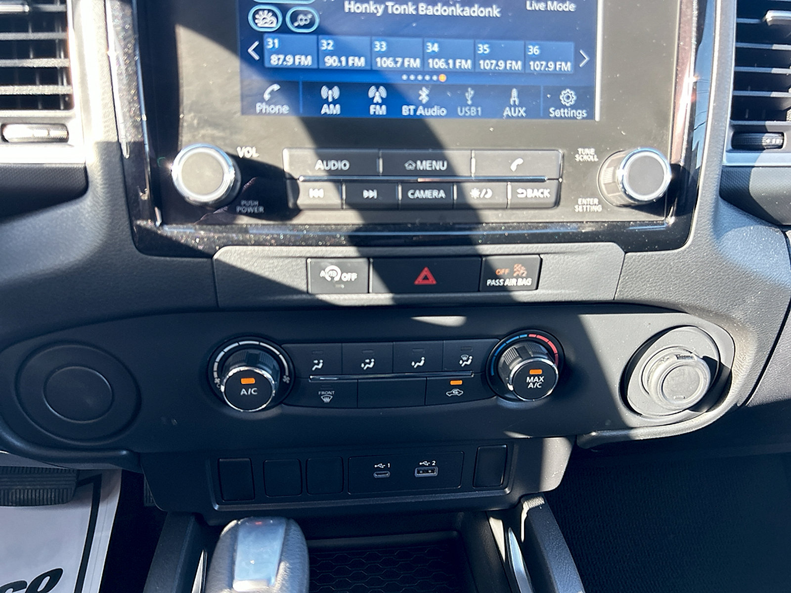 Used 2023 Nissan Frontier SV w/ Tow Package RWD image 19