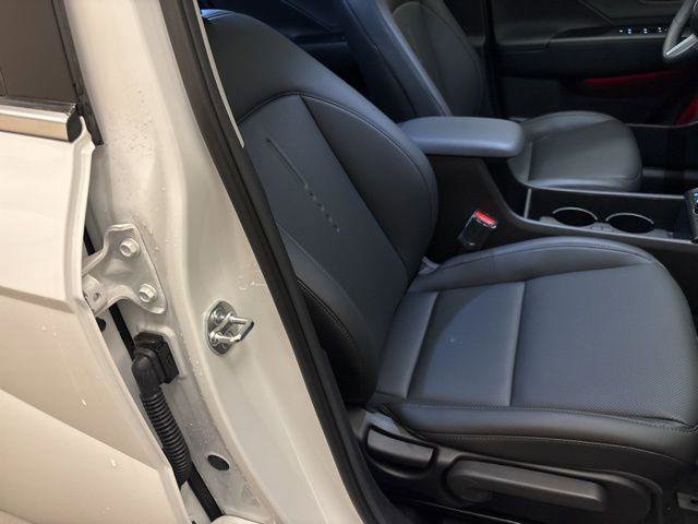 New 2024 Hyundai Kona Limited image 22