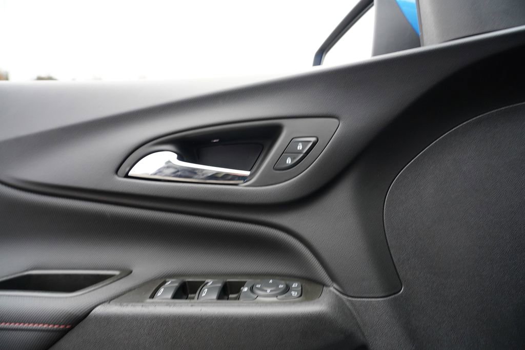 Used 2024 Chevrolet Equinox RS image 18