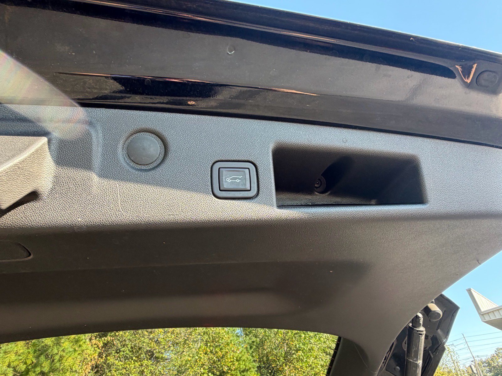 Used 2024 Chevrolet Equinox LT w/ LPO, Floor Liner Package FWD image 42