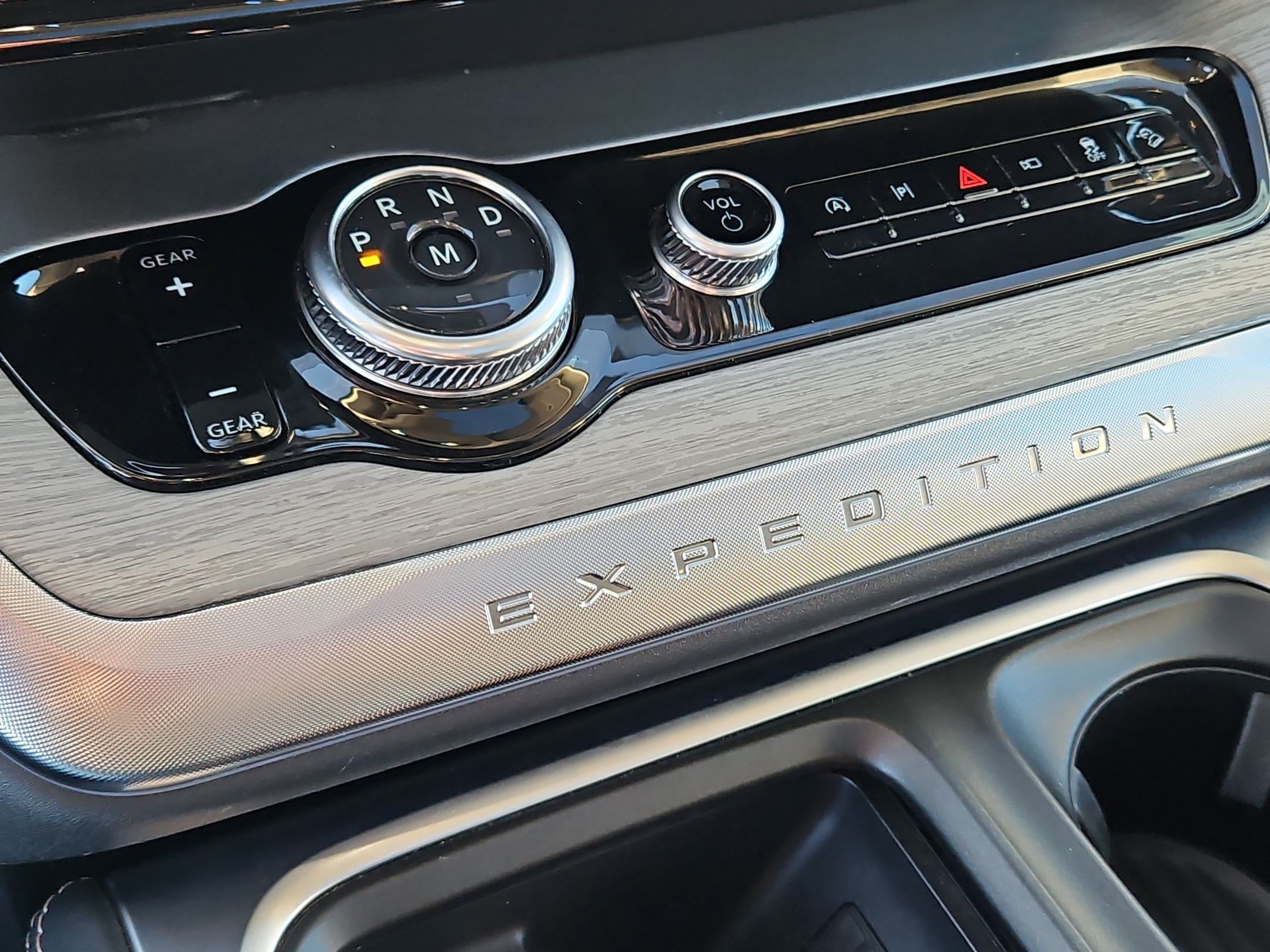 Used 2025 Ford Expedition Max Platinum image 30