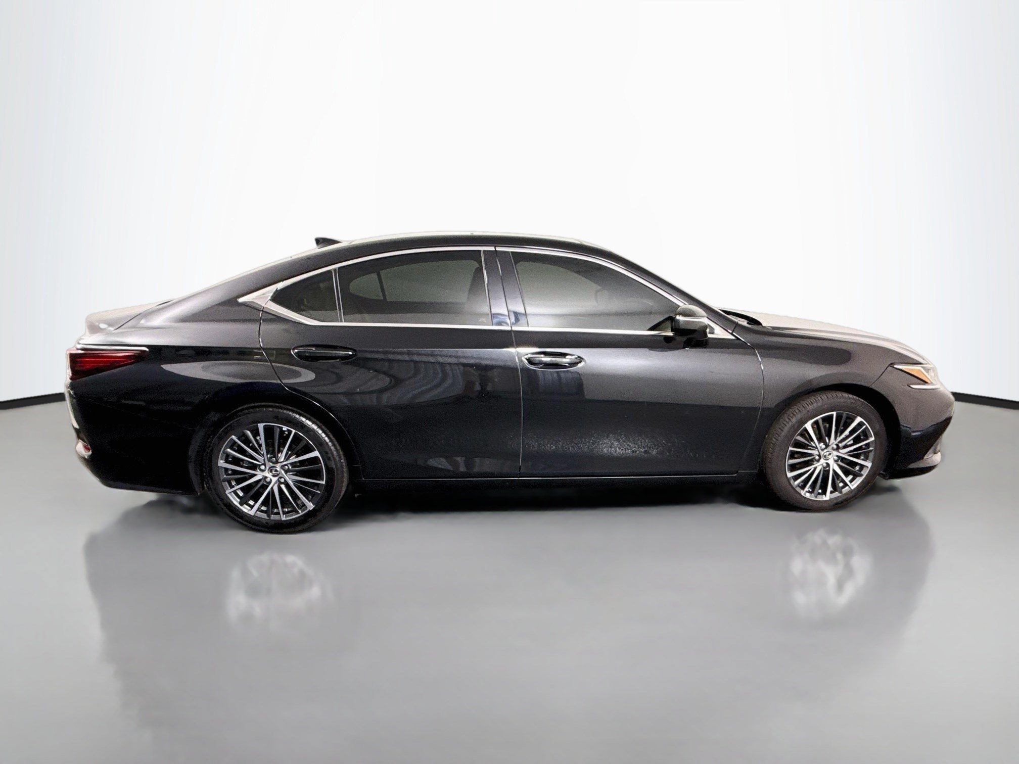Used 2022 Lexus ES 350 w/ Premium Package FWD image 11