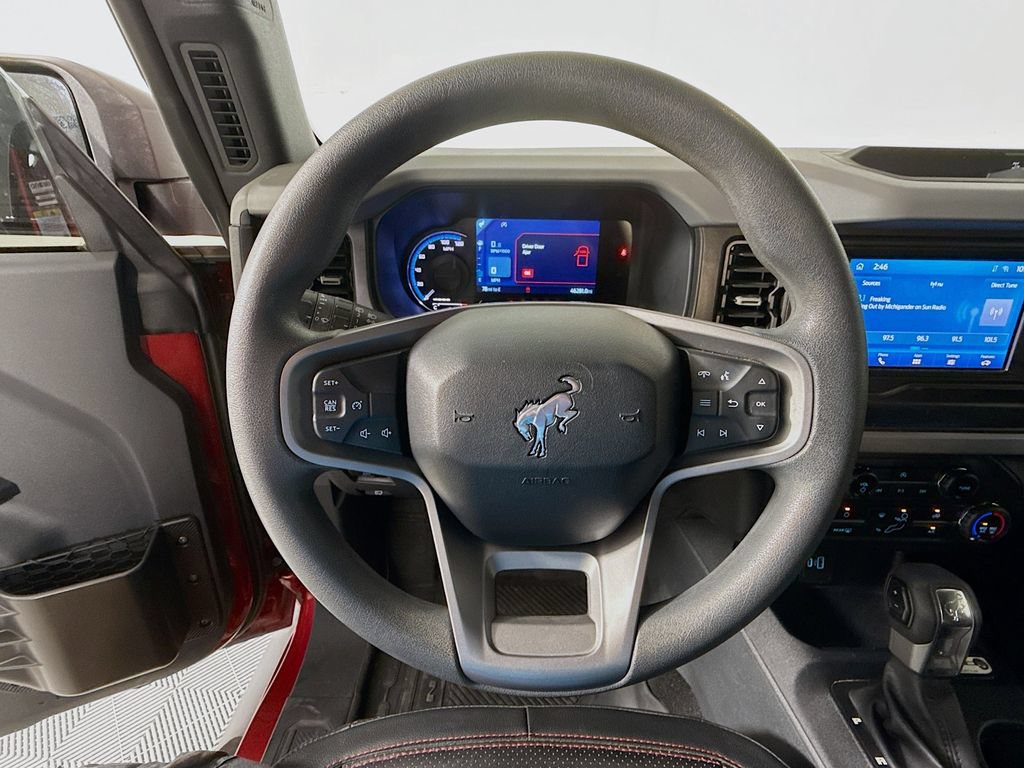 Used 2021 Ford Bronco 4-Door AWD/4WD image 11