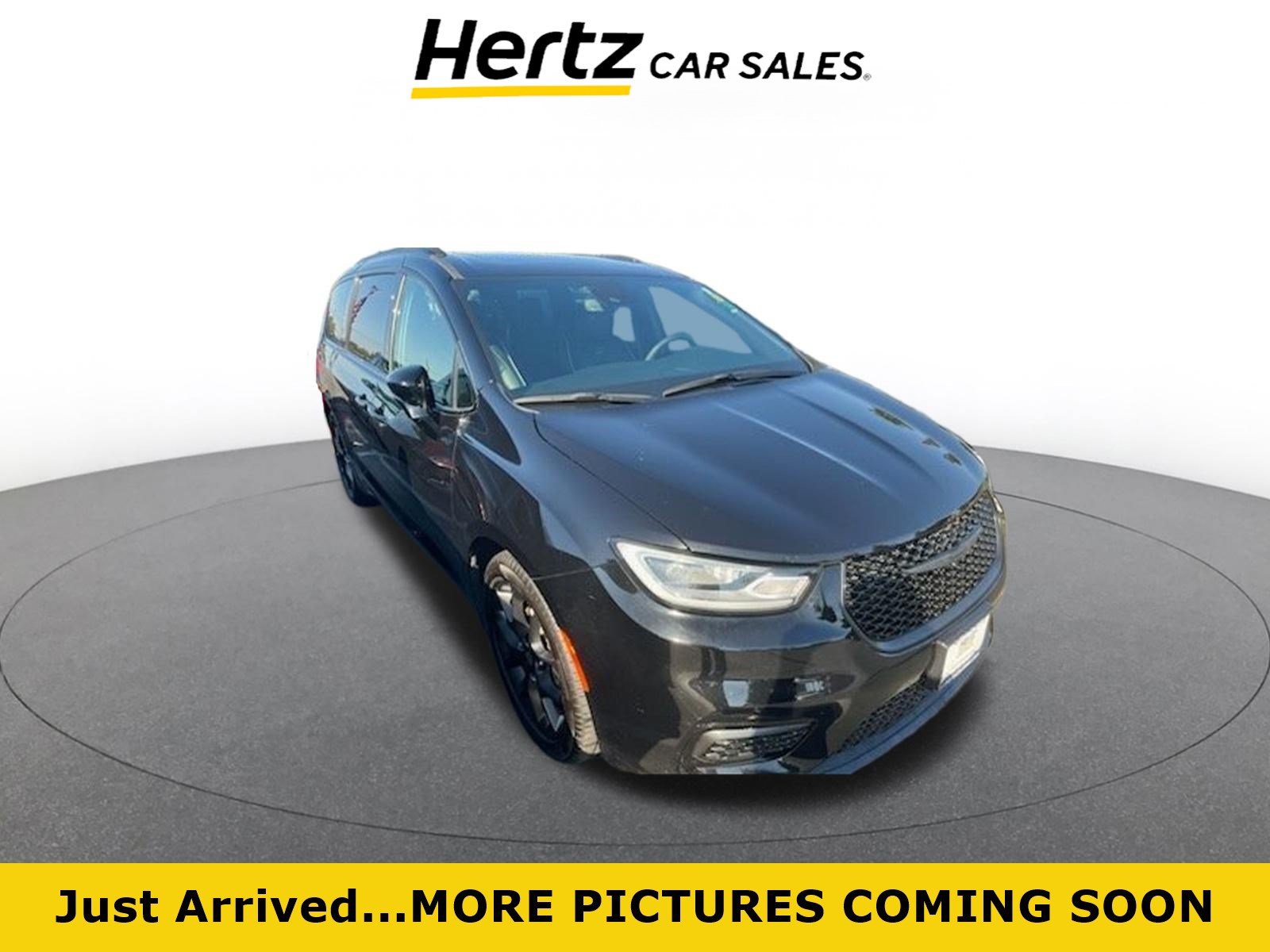 Used 2025 Chrysler Pacifica Limited FWD image 1