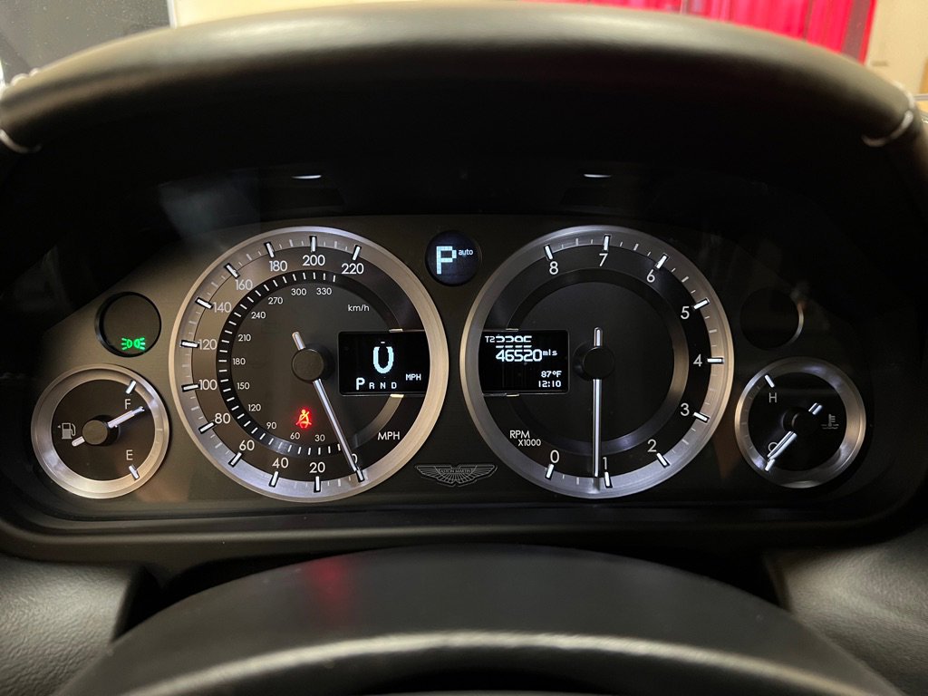 Used 2015 Aston Martin Rapide S image 16