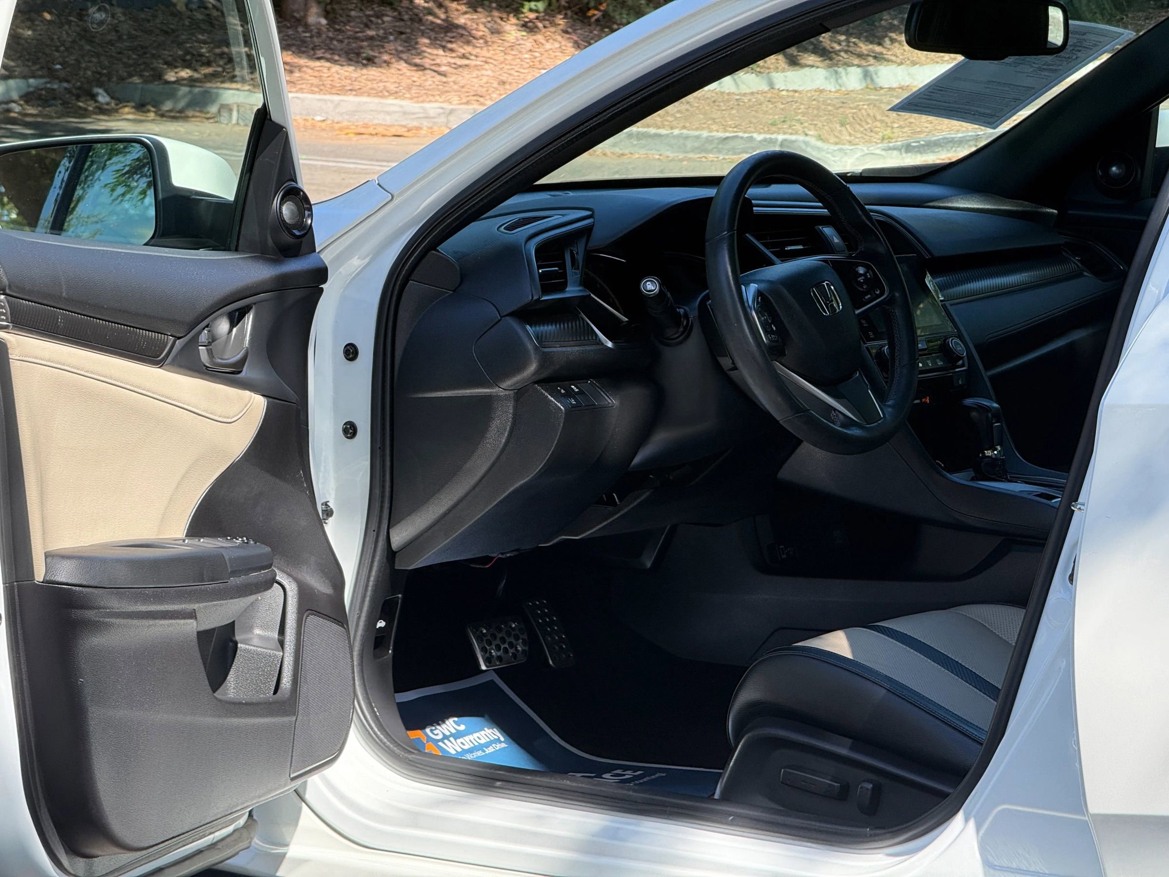 Used 2018 Honda Civic Sport Touring image 8