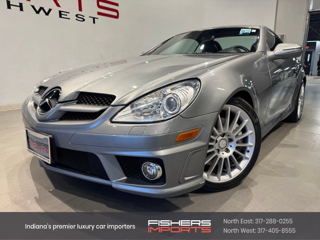 Used 2010 Mercedes-Benz SLK 300 image 1