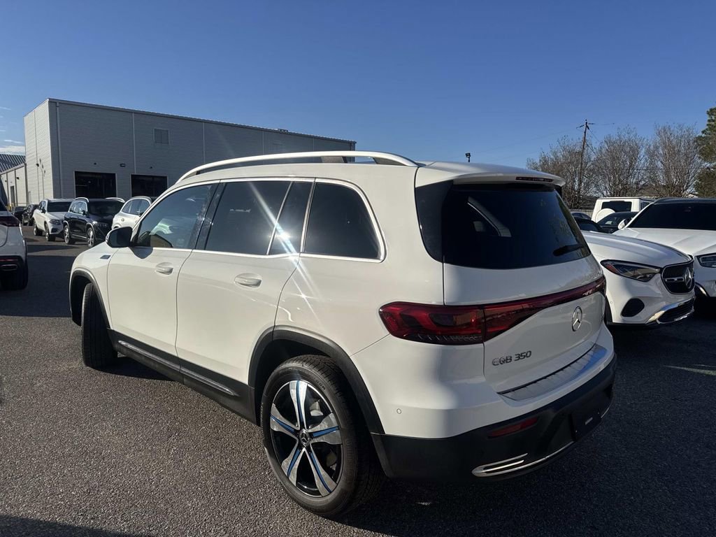 Used 2022 Mercedes-Benz EQB 350 4MATIC image 5