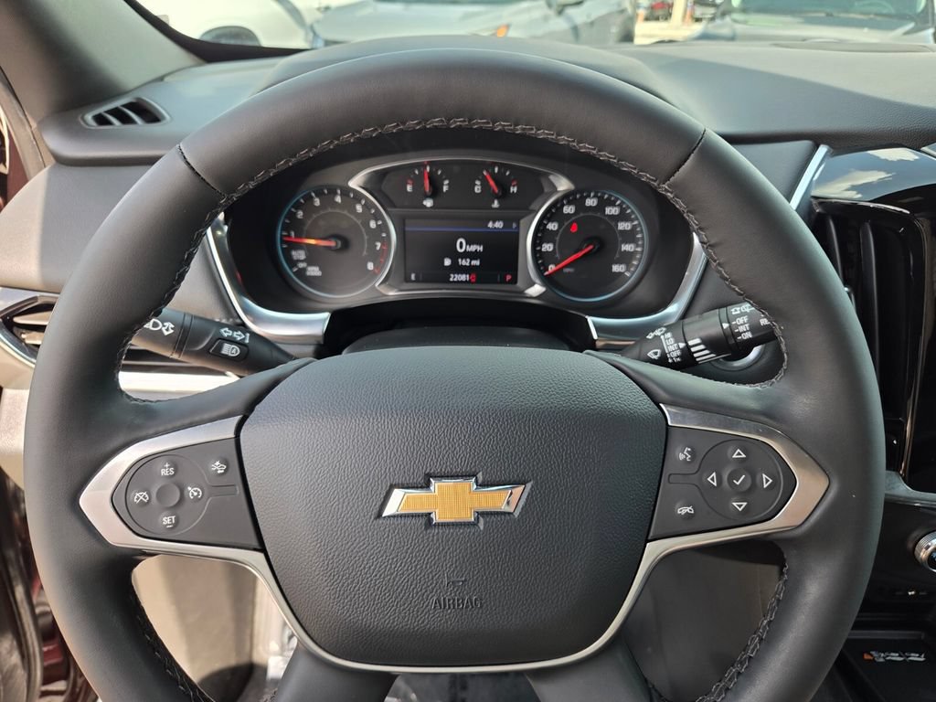 Used 2023 Chevrolet Traverse LT FWD image 29