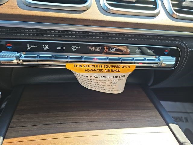 New 2026 Mercedes-Benz GLS 580 4MATIC image 21