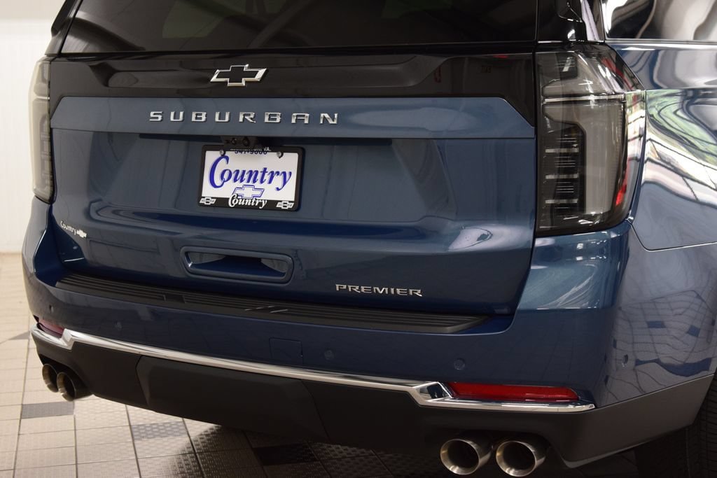 New 2026 Chevrolet Suburban Premier AWD/4WD image 21