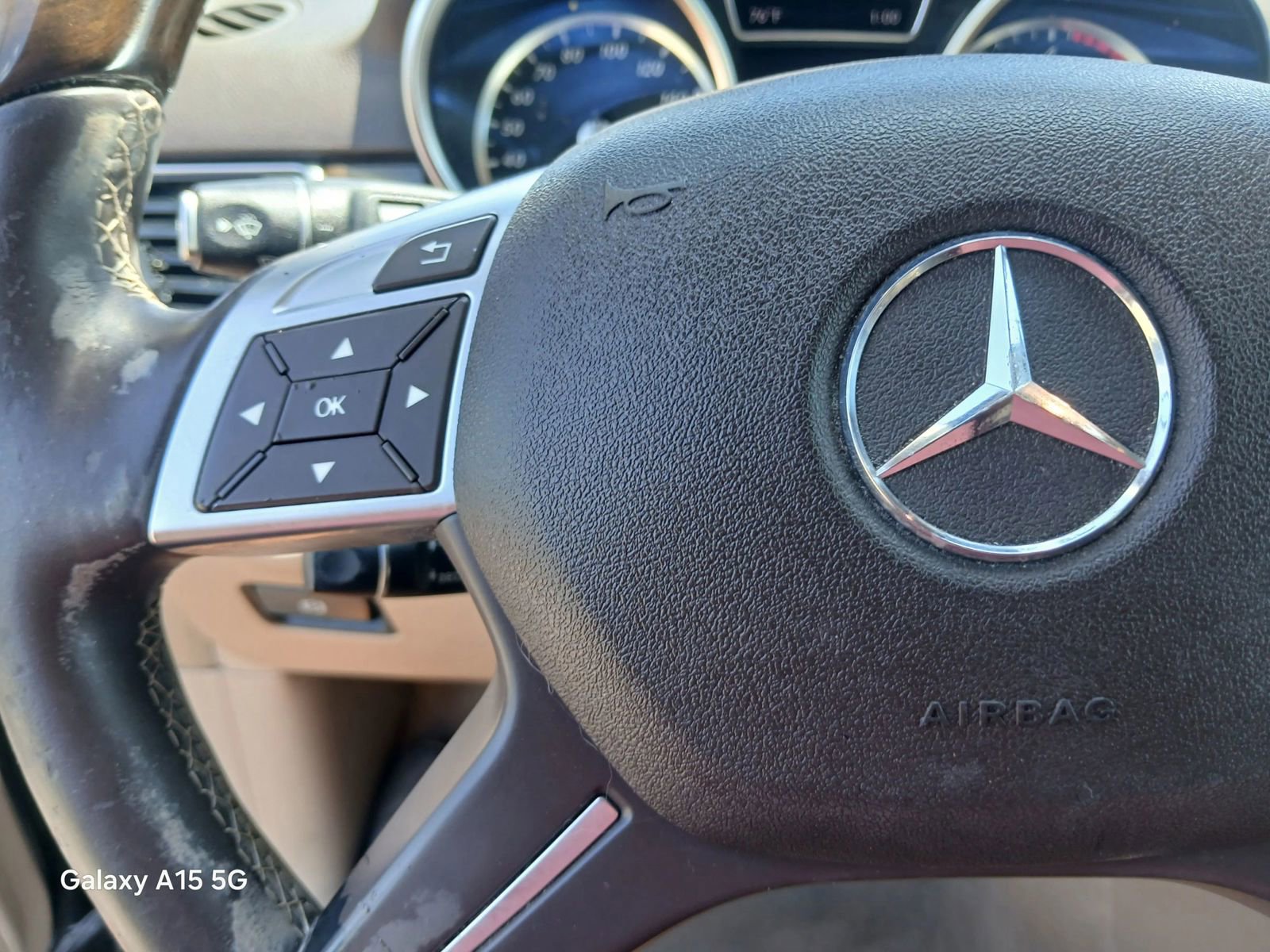 Used 2015 Mercedes-Benz ML 250 BlueTEC 4MATIC w/ Premium 1 Package image 30