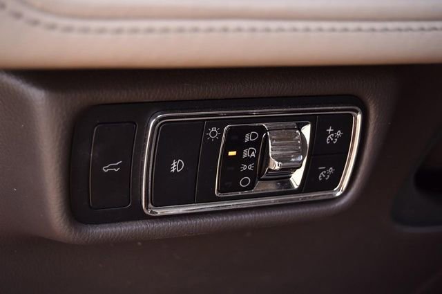 Used 2020 Lincoln Aviator Reserve w/ Elements Package Plus image 11