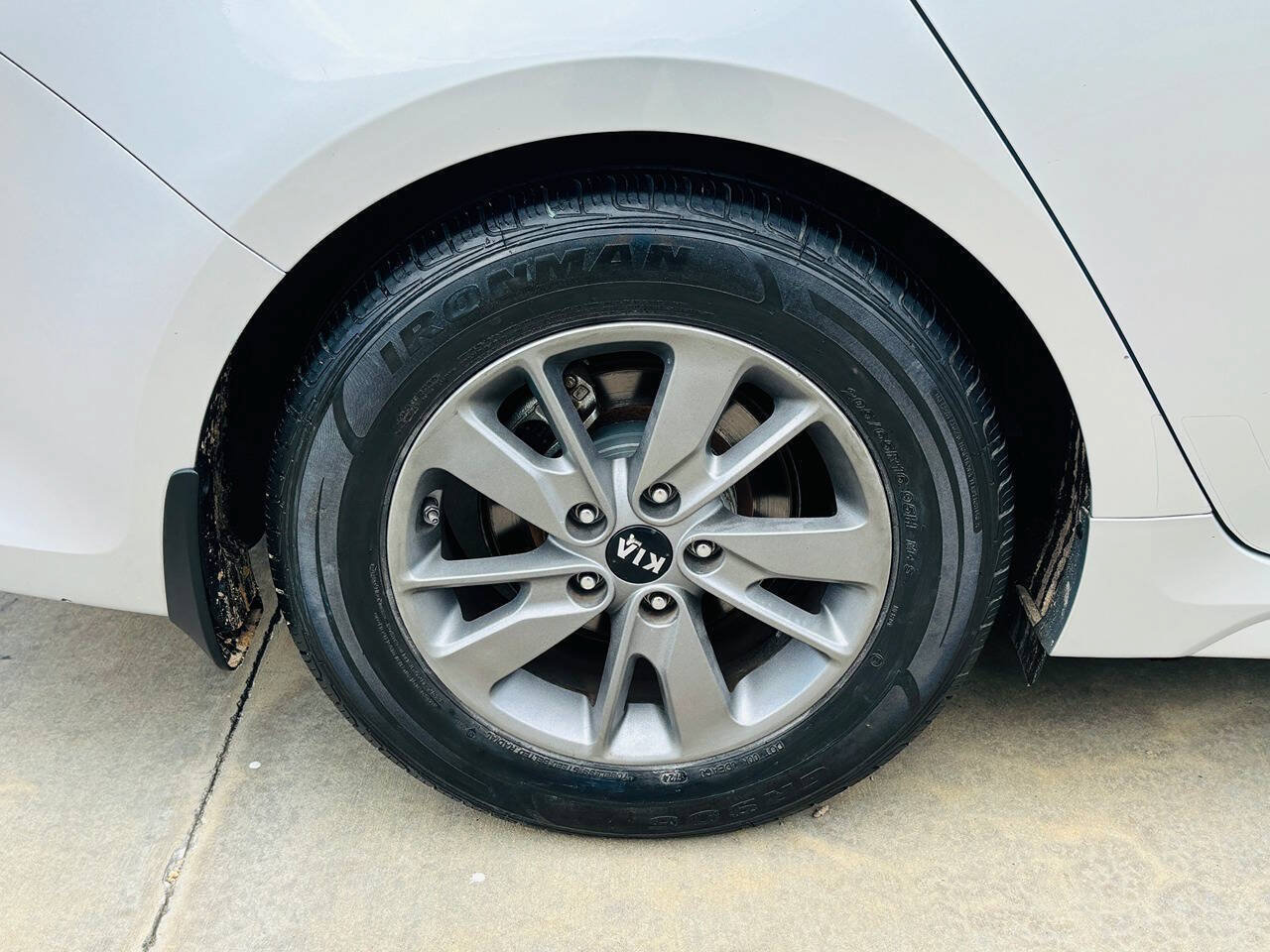 Used 2018 Kia Optima LX w/ Convenience Package FWD image 20