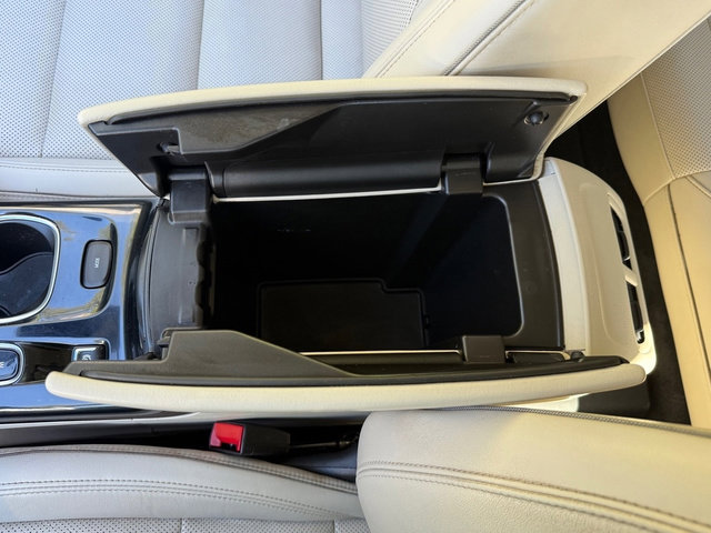 Used 2021 Buick Envision Essence image 25