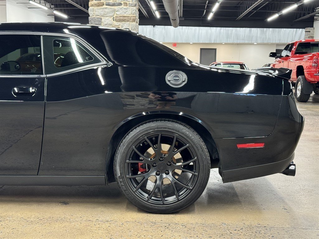 Used 2021 Dodge Challenger R/T RWD image 8