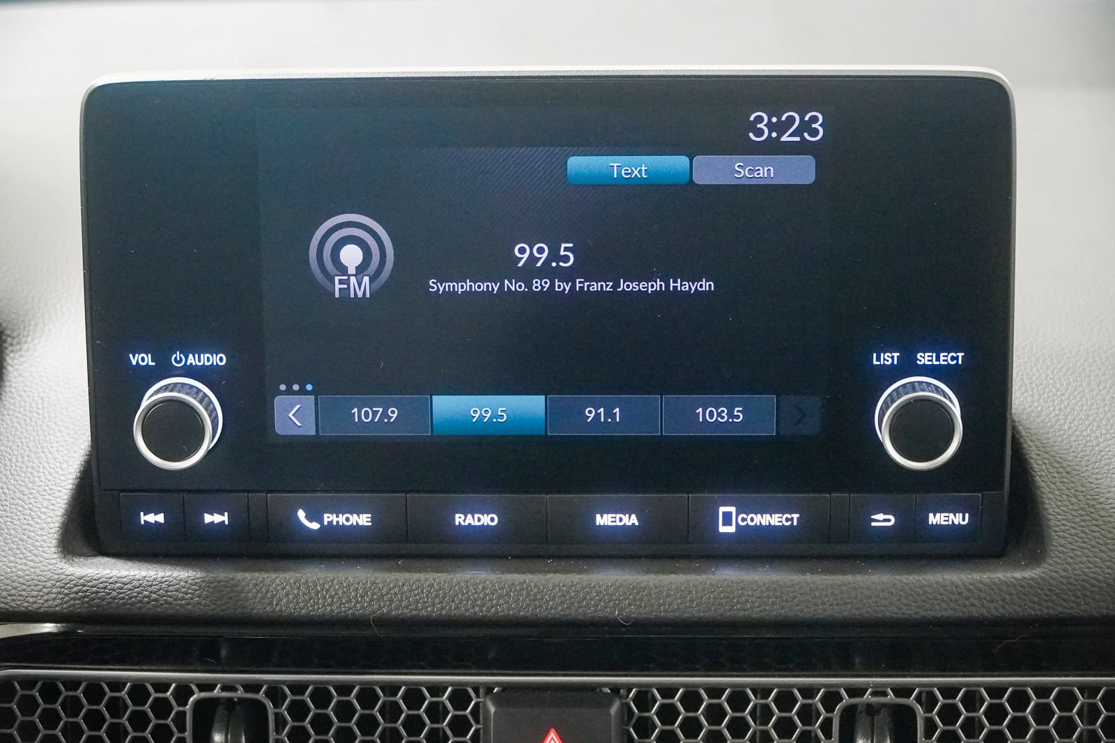 Used 2023 Honda Civic LX image 25