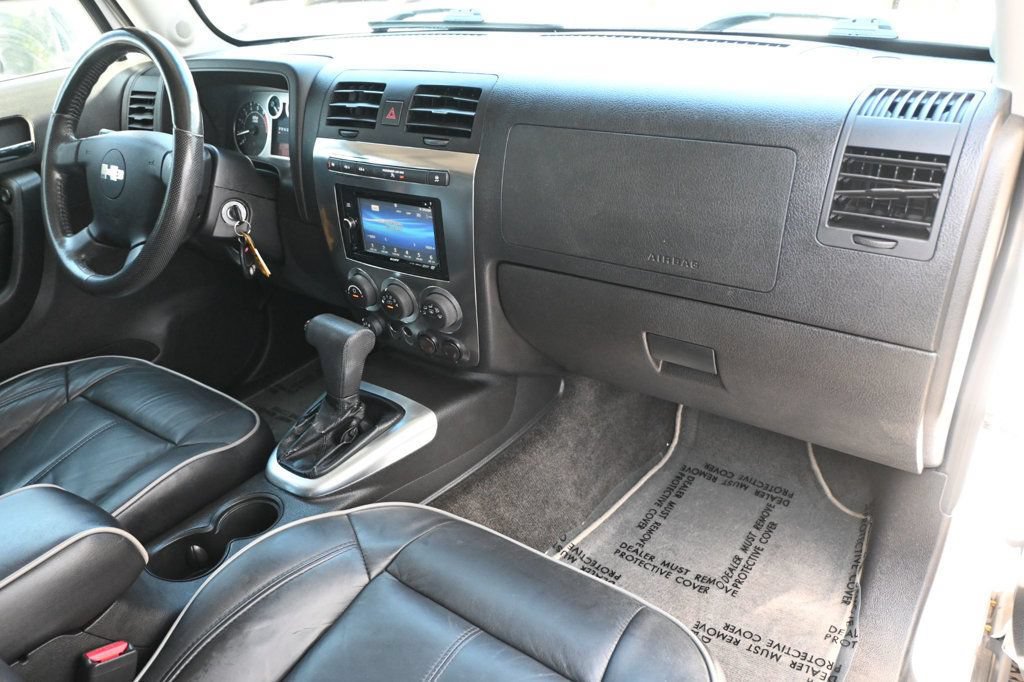 Used 2006 HUMMER H3 AWD/4WD image 10