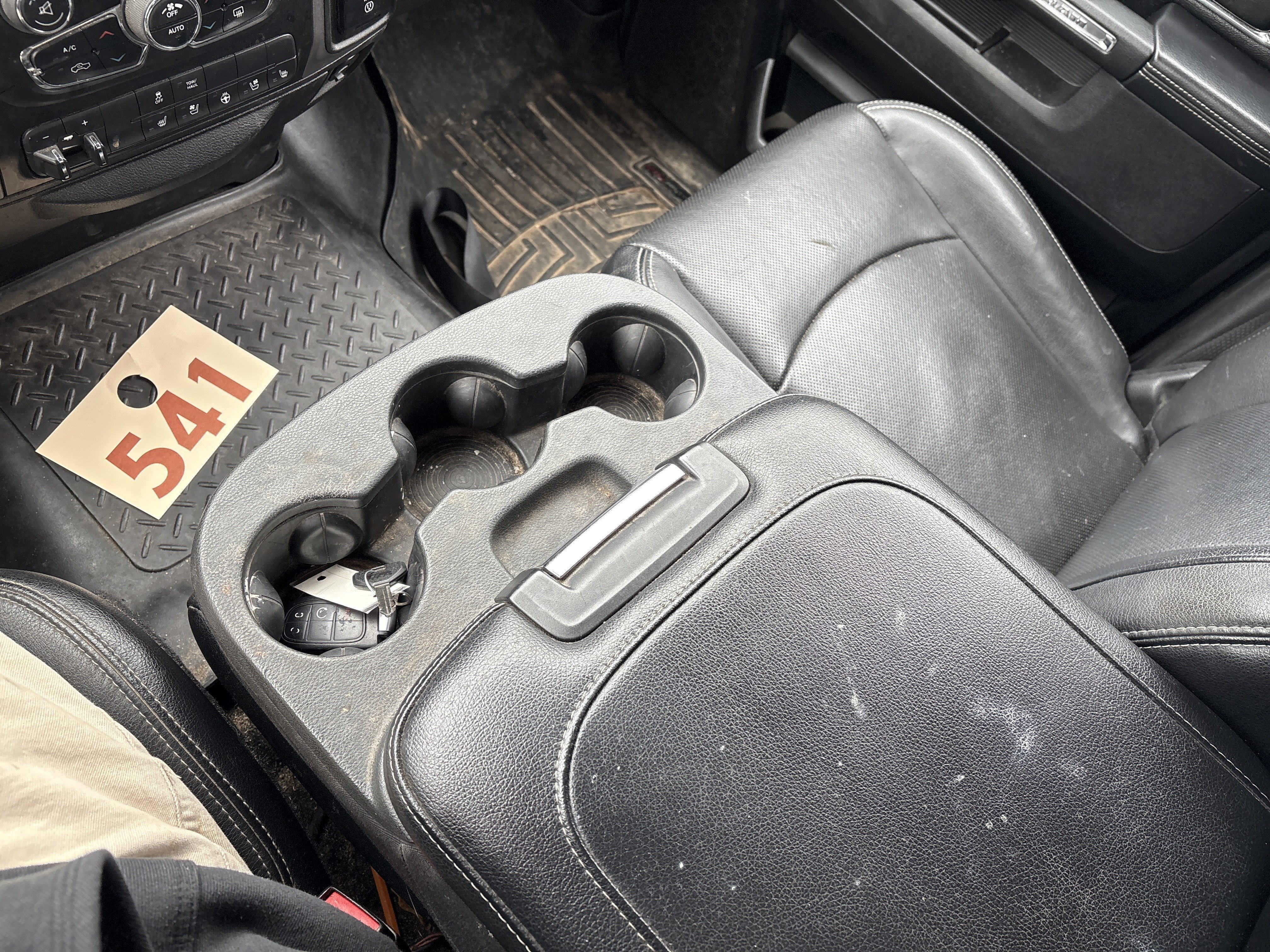 Used 2017 RAM 1500 Laramie w/ Convenience Group image 26