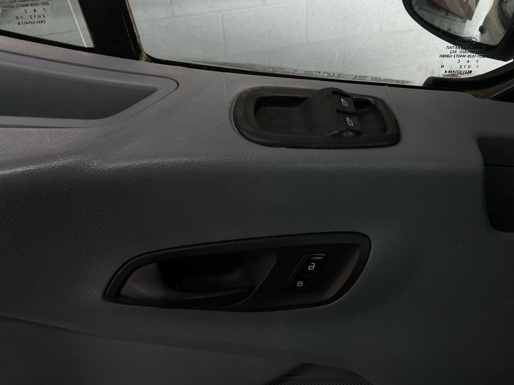 Used 2018 Ford Transit 350 XL RWD image 19