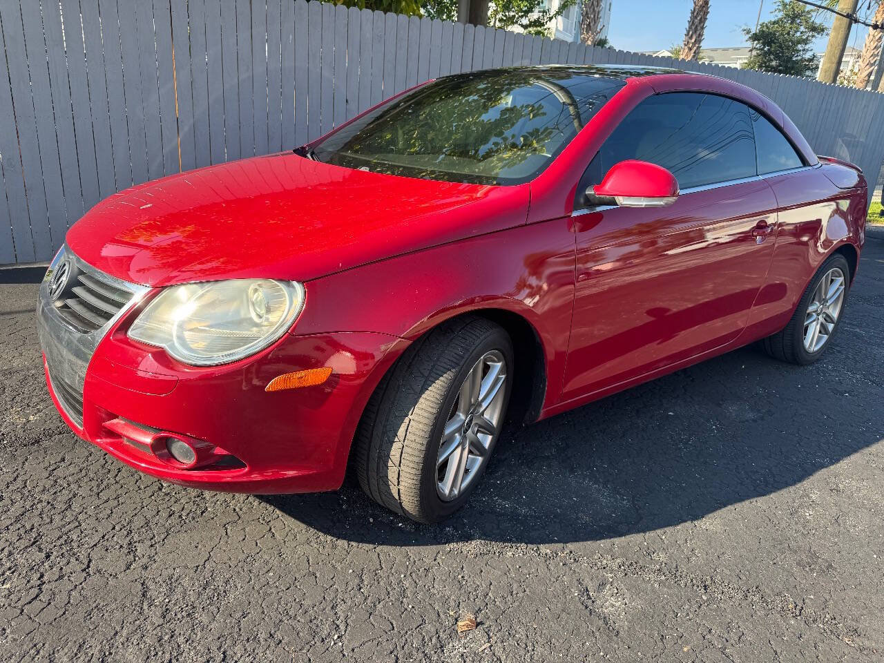 Used 2008 Volkswagen Eos Lux FWD image 11