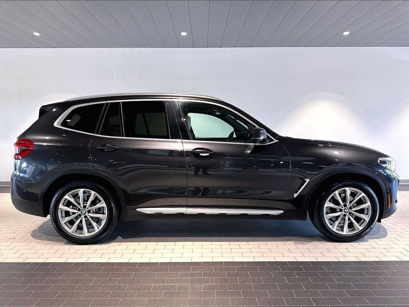 Used 2019 BMW X3 sDrive30i w/ Executive Package RWD image 11