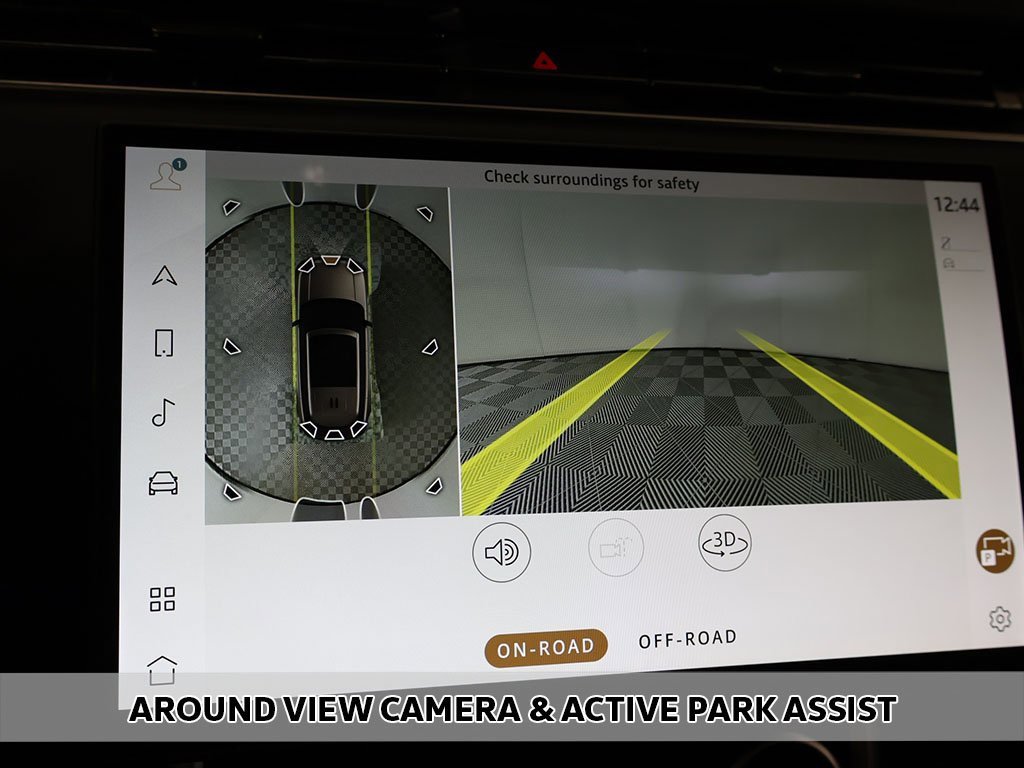 Used 2023 Land Rover Range Rover Long Wheelbase SE image 7