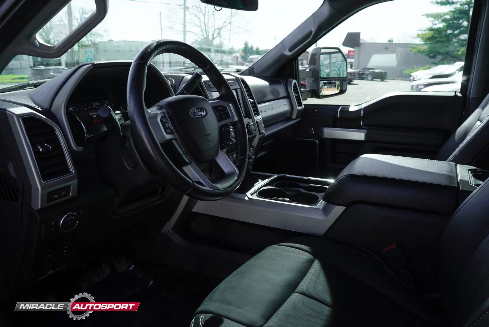 Used 2020 Ford F350 Lariat image 21