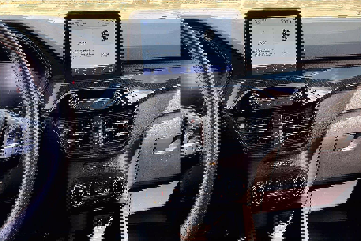 Used 2024 Ford Escape ST-Line image 13