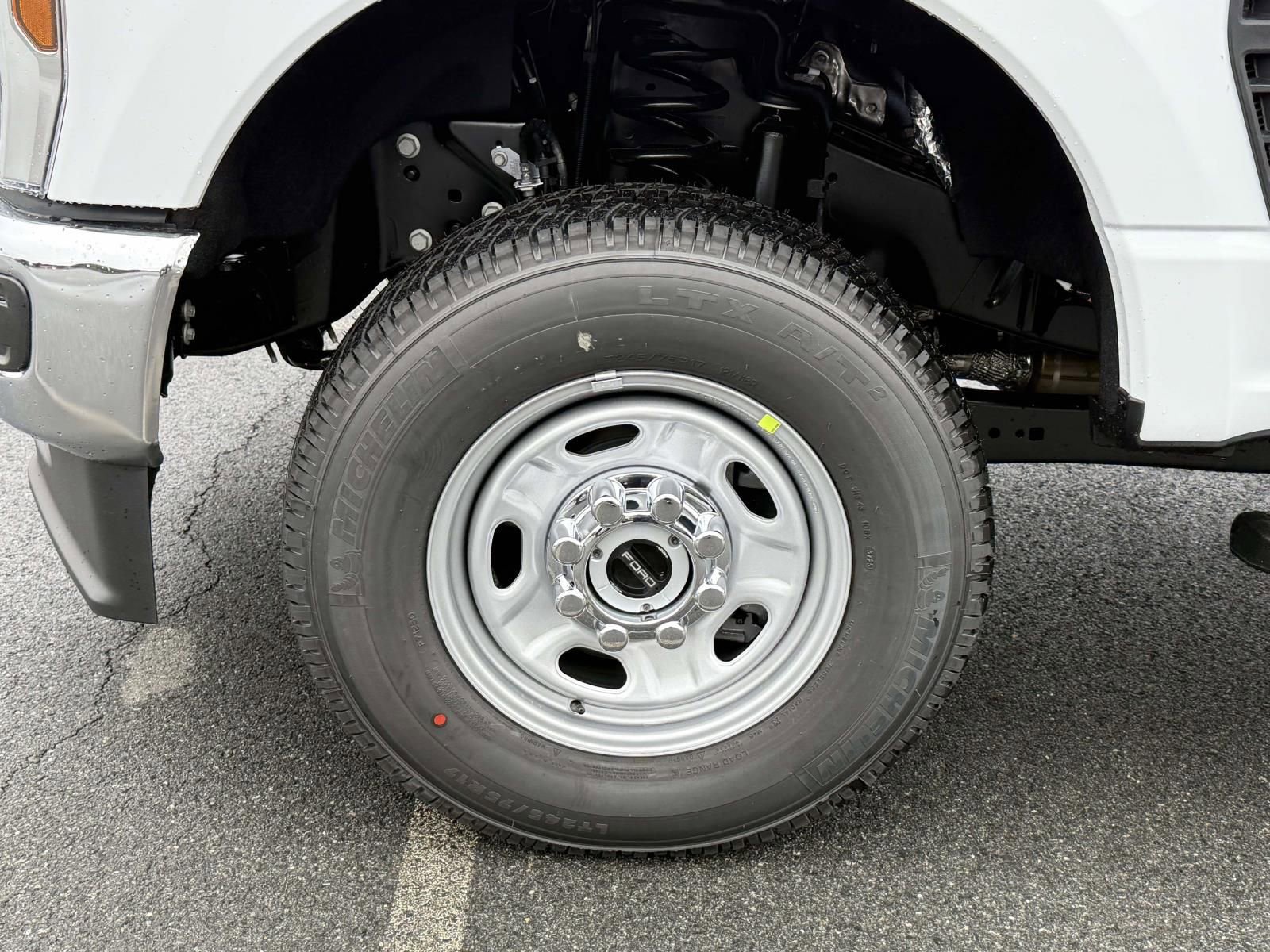 New 2026 Ford F250 XL image 7