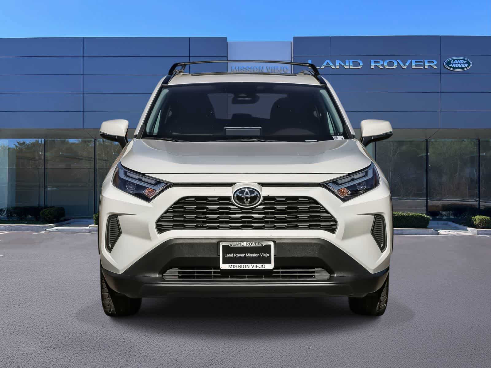 Used 2023 Toyota RAV4 XLE w/ Convenience Package FWD image 2